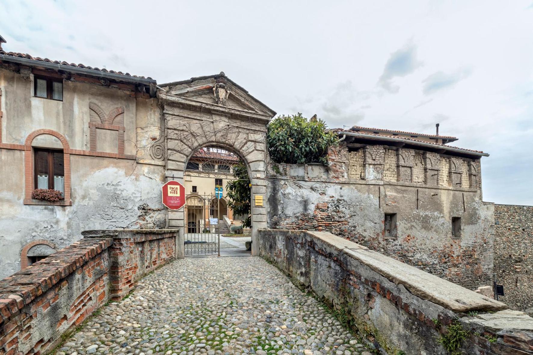 Appartamento Palazzo Dei Duchi Avigliana Extérieur photo